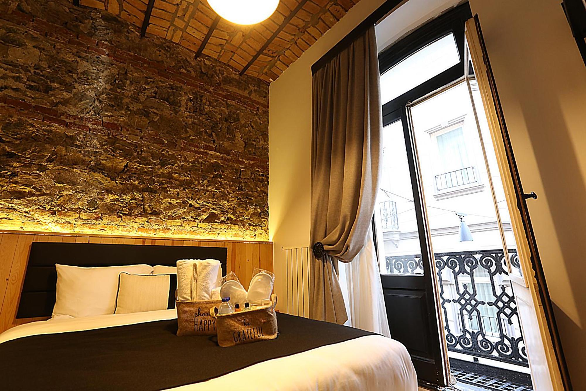 Istanbul Taksim Istiklal Street Kamil Hotel - Historical Phòng bức ảnh