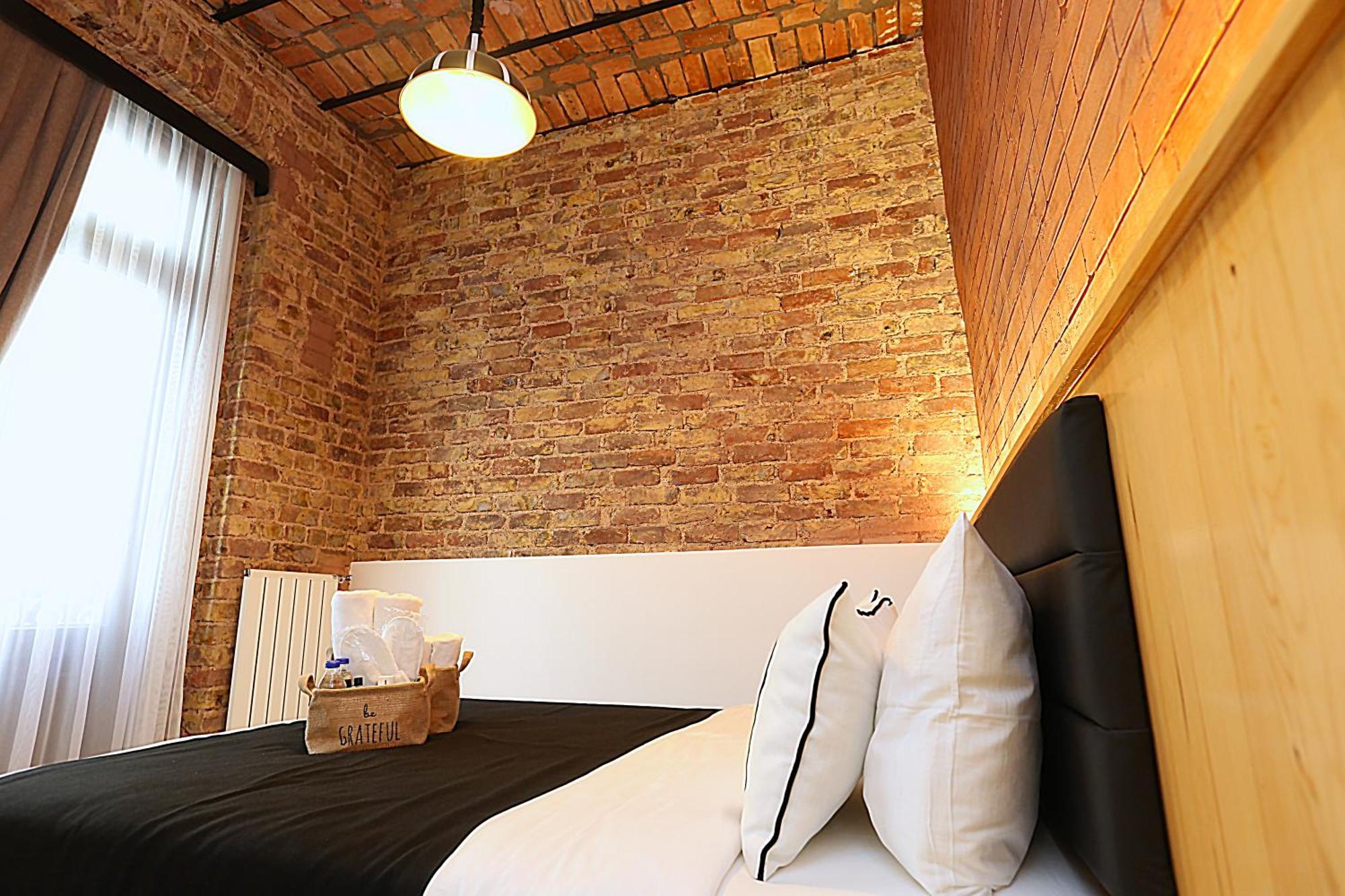 Istanbul Taksim Istiklal Street Kamil Hotel - Historical Phòng bức ảnh
