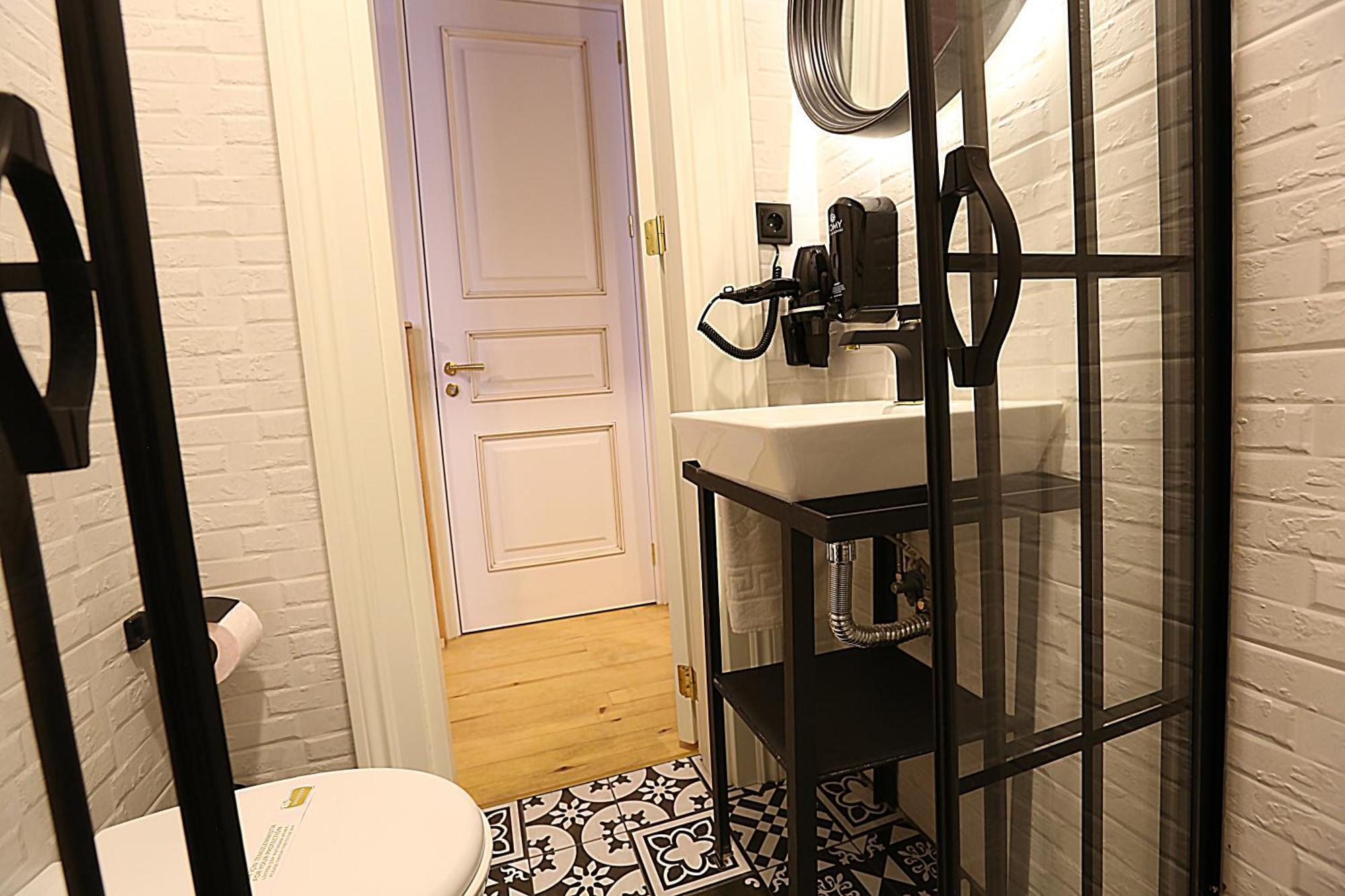 Istanbul Taksim Istiklal Street Kamil Hotel - Historical Phòng bức ảnh