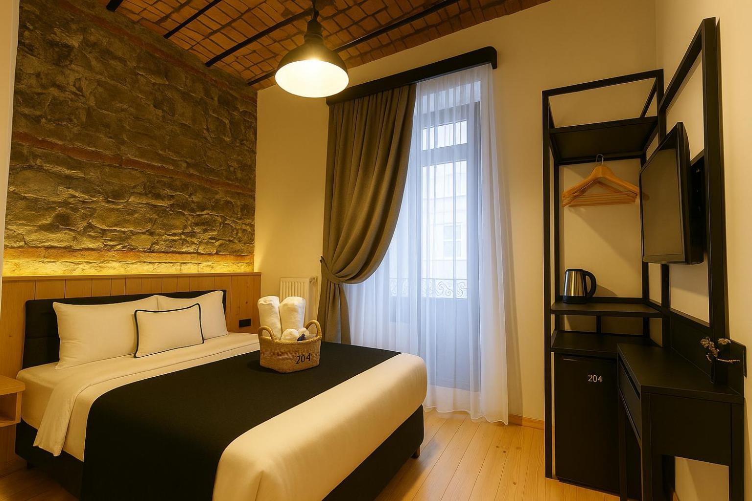 Istanbul Taksim Istiklal Street Kamil Hotel - Historical Ngoại thất bức ảnh